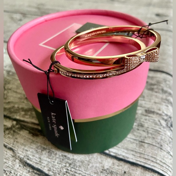 NWT! ♠️ Gift set: 2 kate spade bracelets rose gold with pave crystals + gift box - Picture 1 of 13